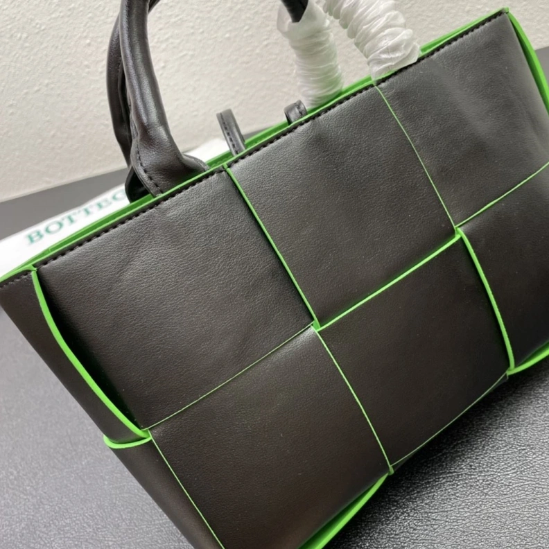 Timeless BX Shopping Bags 79984