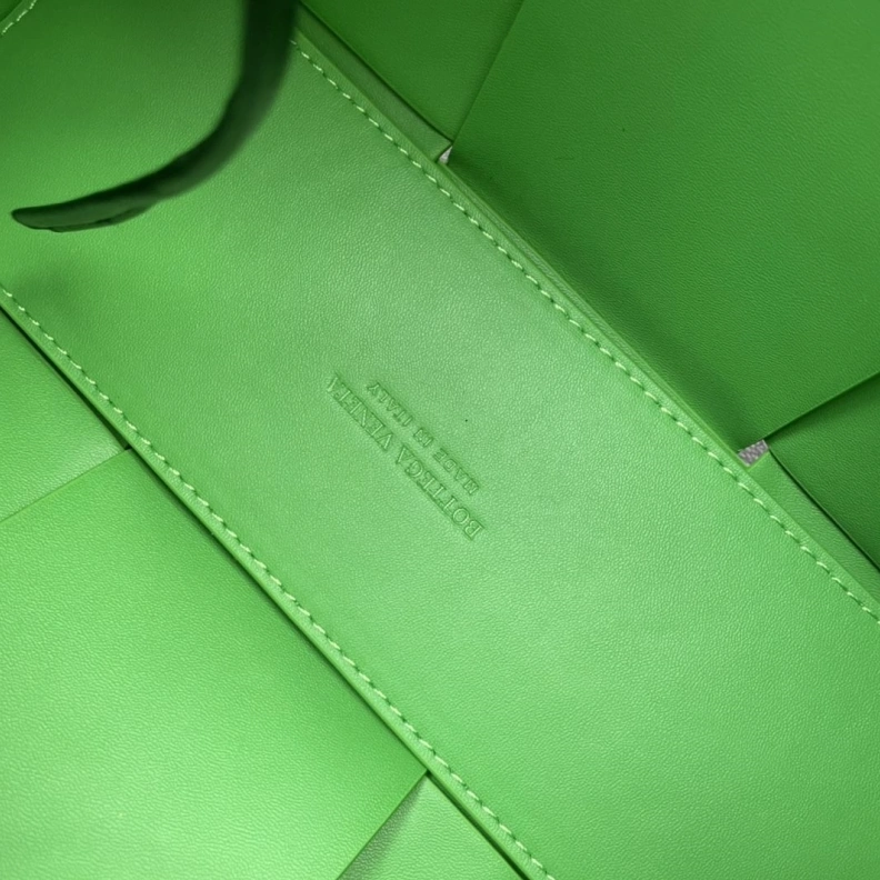 Timeless BX Shopping Bags 79984