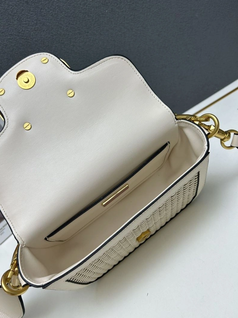 Vxlxntino Satchel Bags Vibrant 79096