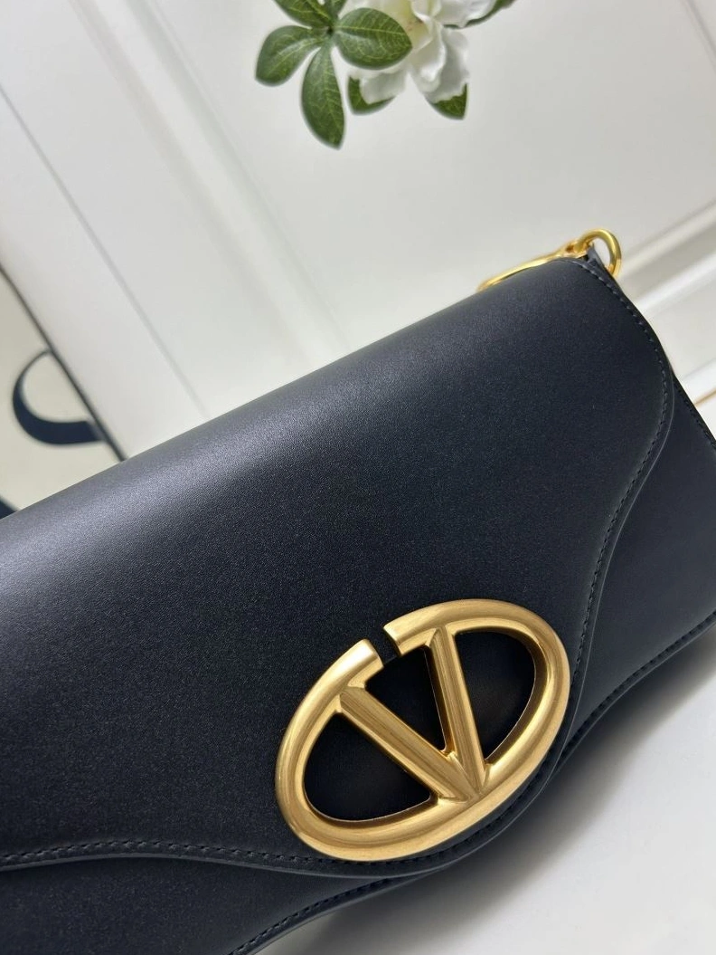 SportInspired Vxlxntino Satchel Bags 79114