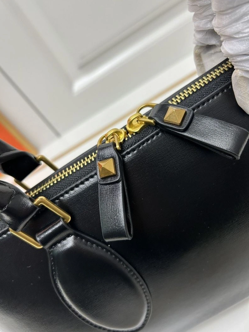 Vxlxntino Handle Bags SportInspired 79365