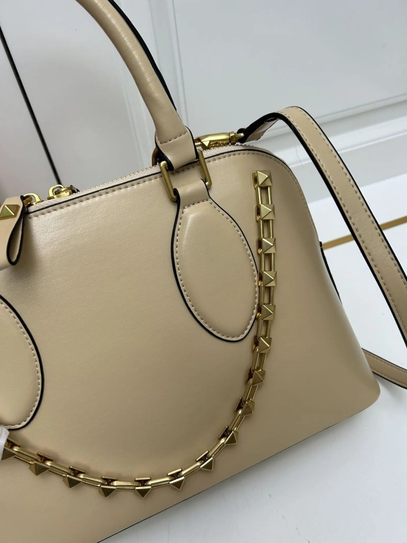 Bold Vxlxntino Handle Bags 79309