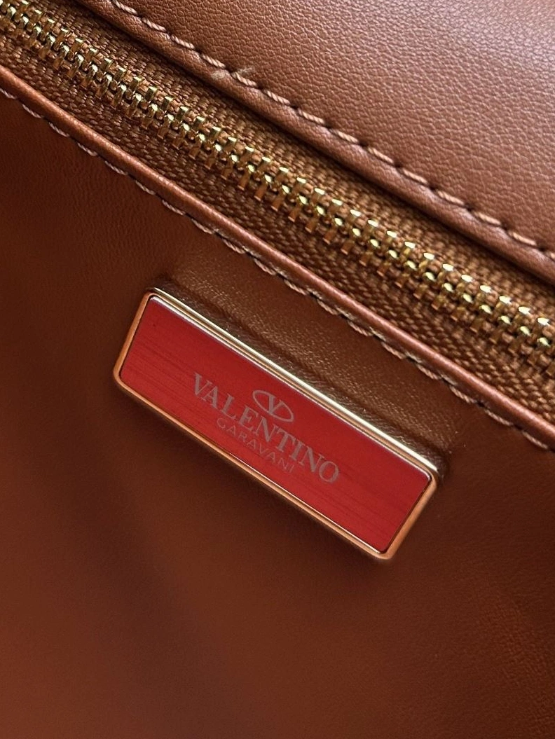 AllSeason Vxlxntino Handle Bags 79312