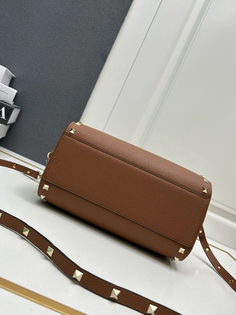 HighQuality Vxlxntino Handle Bags 79300
