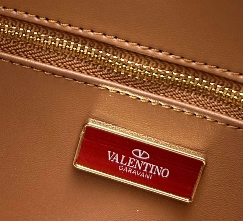 HighQuality Vxlxntino Handle Bags 79300