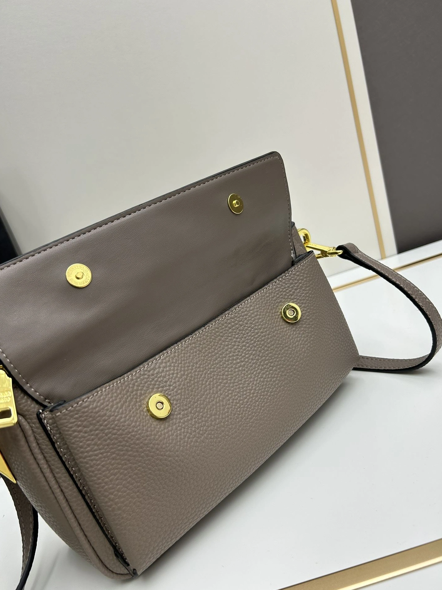 Trendsetting Prxdx Satchel Bags 59938