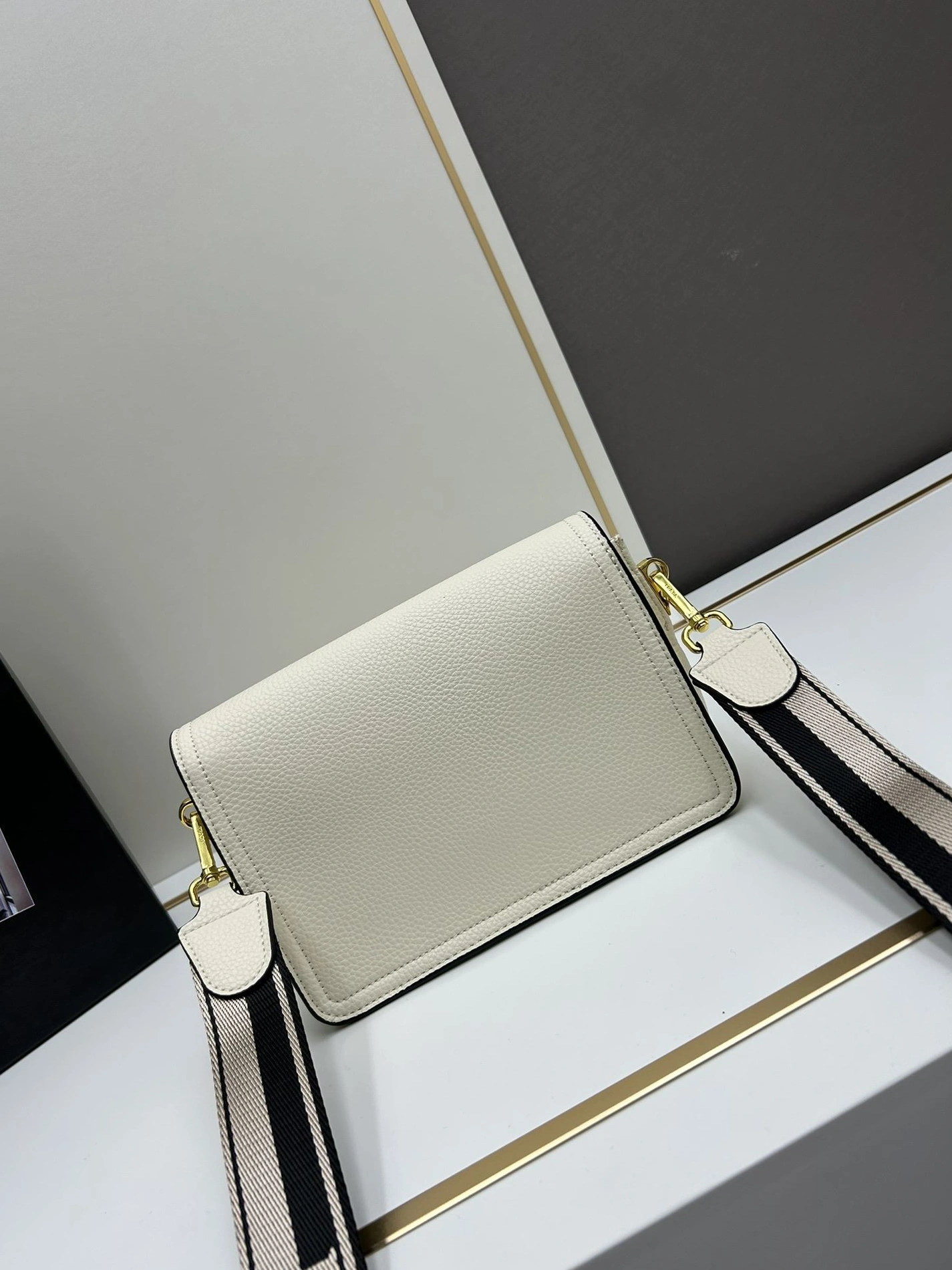 Elegant Prxdx Satchel Bags 59924