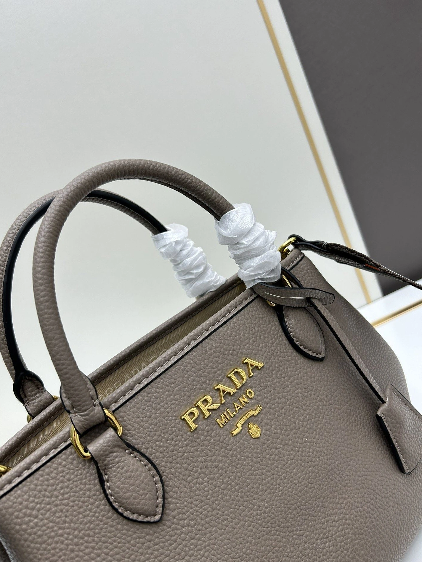 HighQuality Prxdx Top Handle Bags 59290