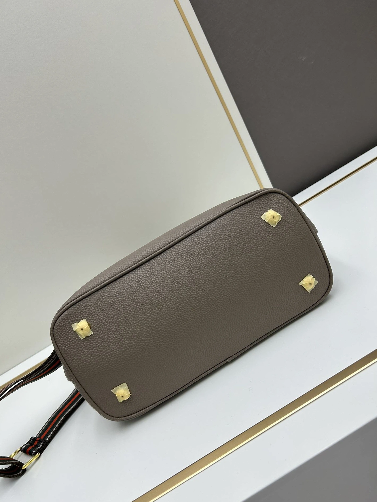 HighQuality Prxdx Top Handle Bags 59290