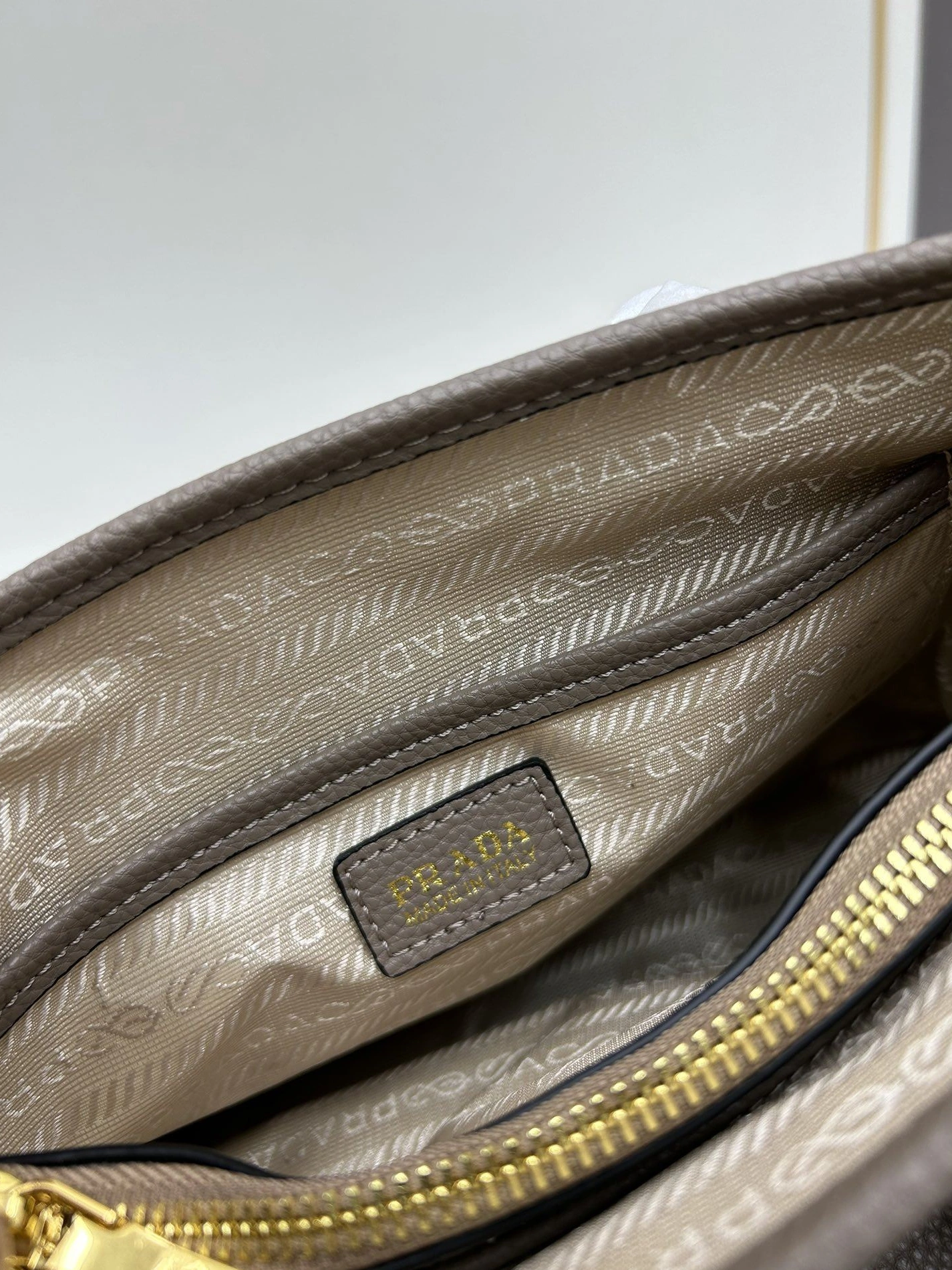 HighQuality Prxdx Top Handle Bags 59290