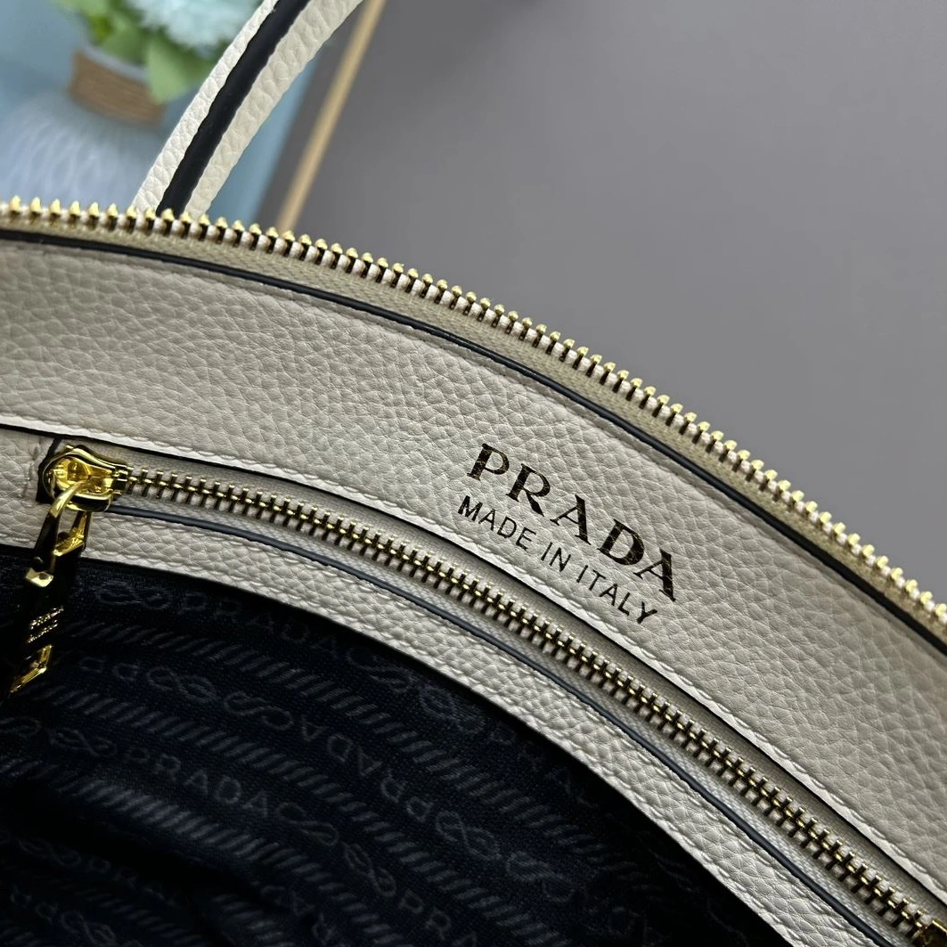 Compact Prxdx Top Handle Bags 59302
