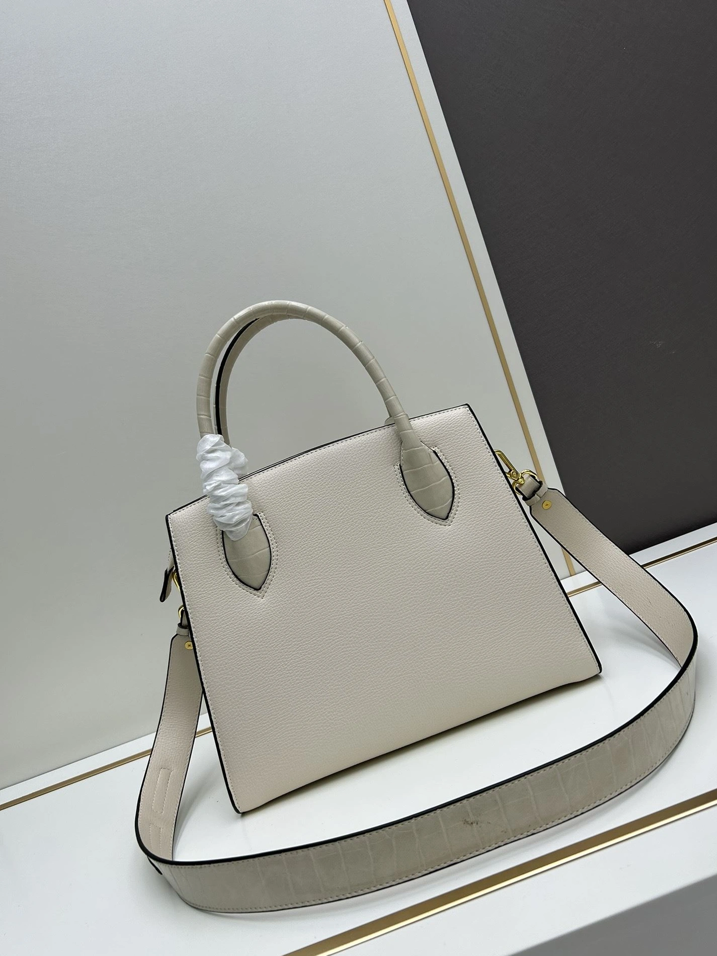 Soft Prxdx Top Handle Bags 59268