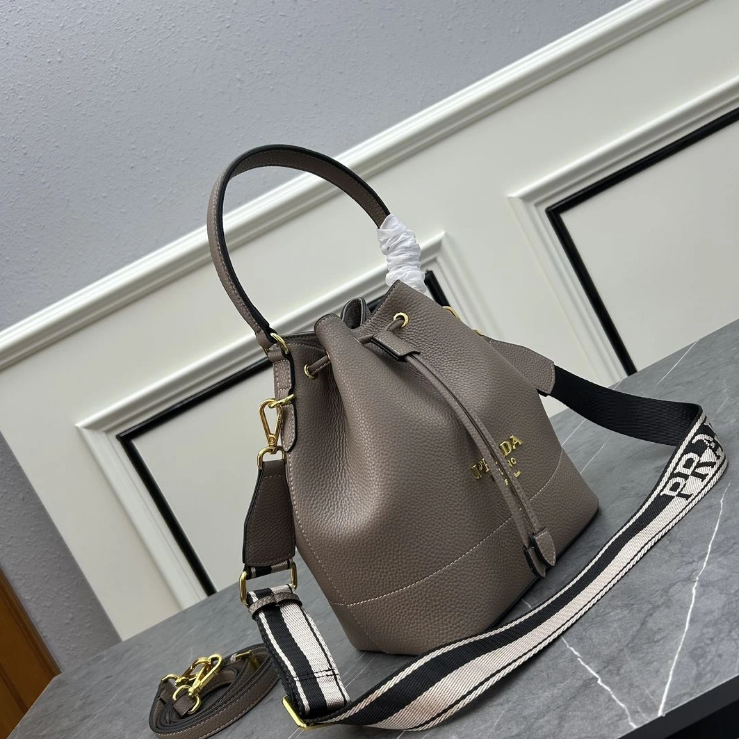 Modern Prxdx Bucket Bags 60039