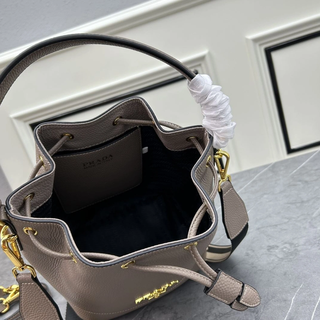 Modern Prxdx Bucket Bags 60039