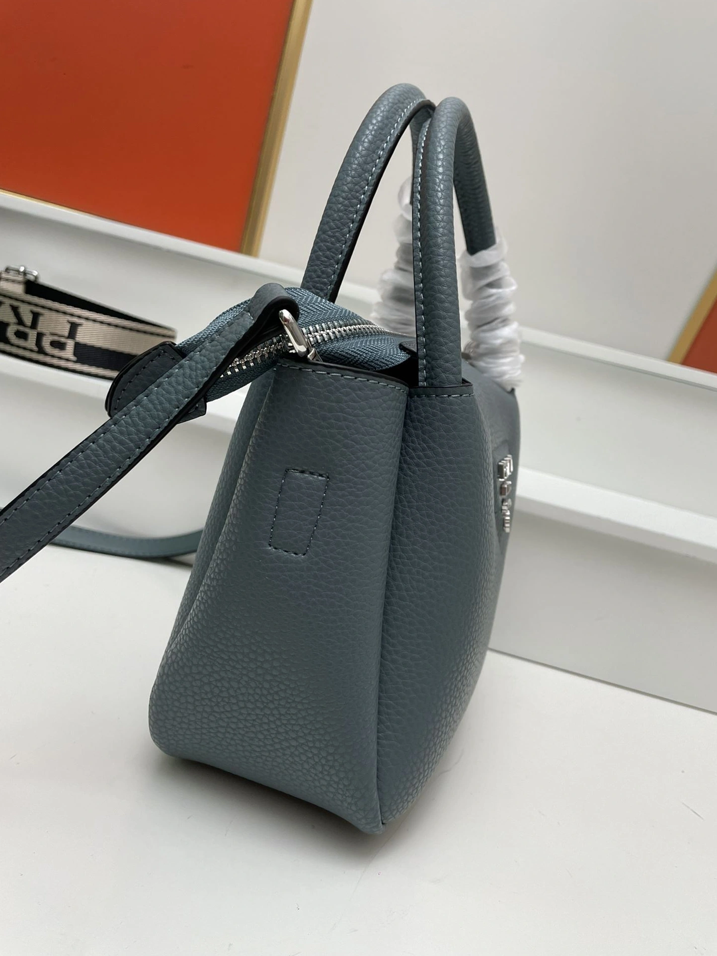 Compact Prxdx Top Handle Bags 59260