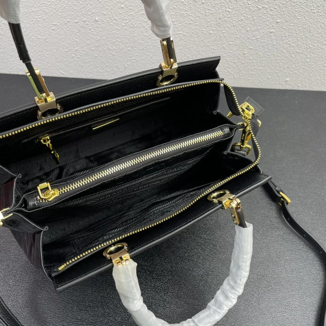 Versatile Prxdx Top Handle Bags 59257