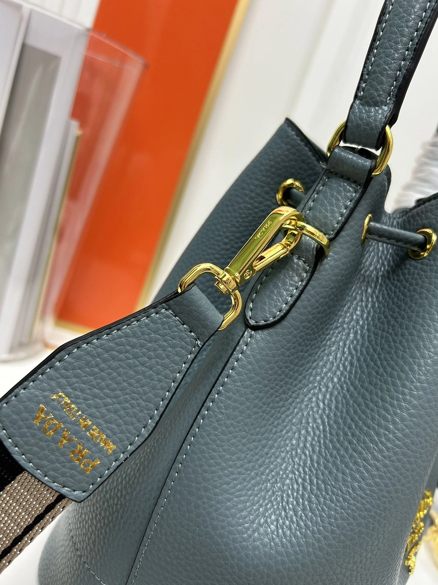 AllSeason Prxdx Bucket Bags 60018