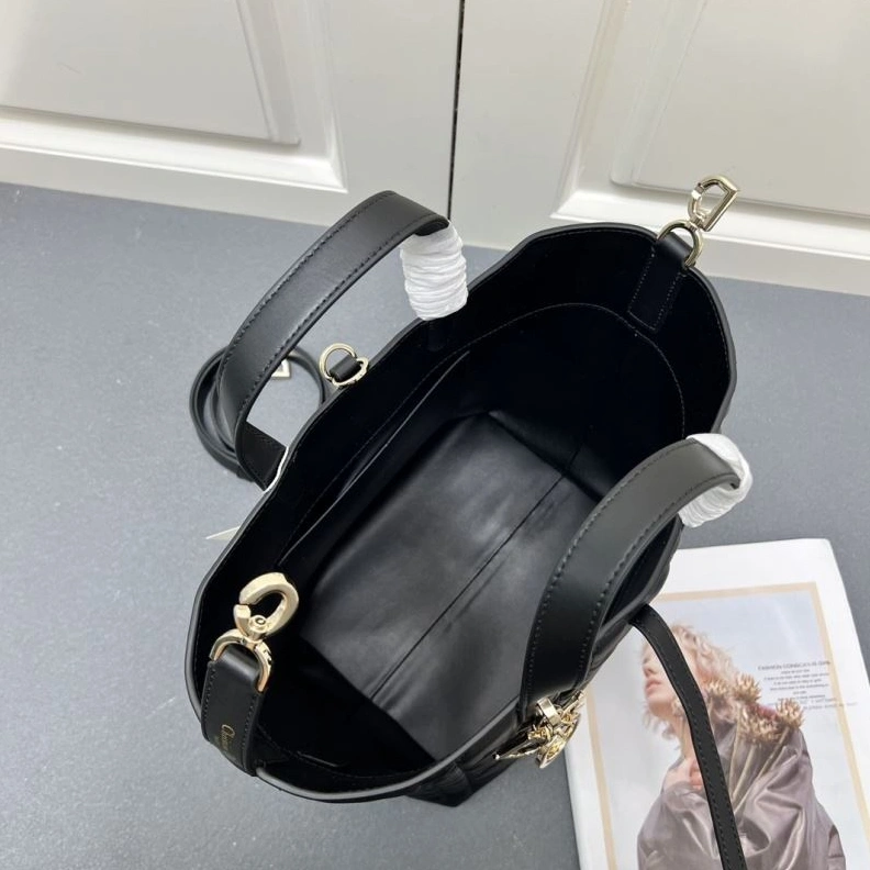 WellDesigned Dxxr Shopping Bags 61946