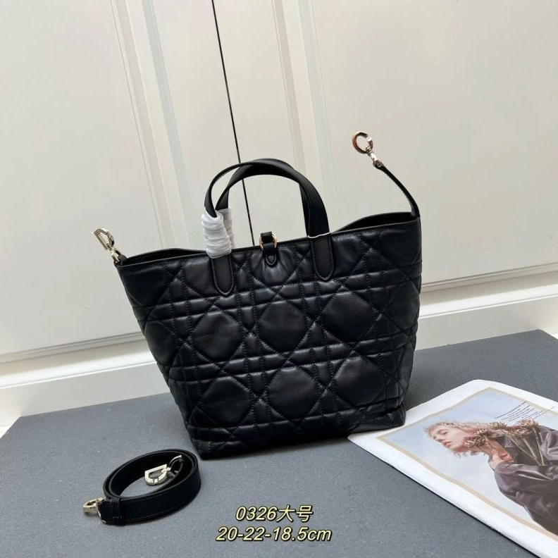 WellDesigned Dxxr Shopping Bags 61946