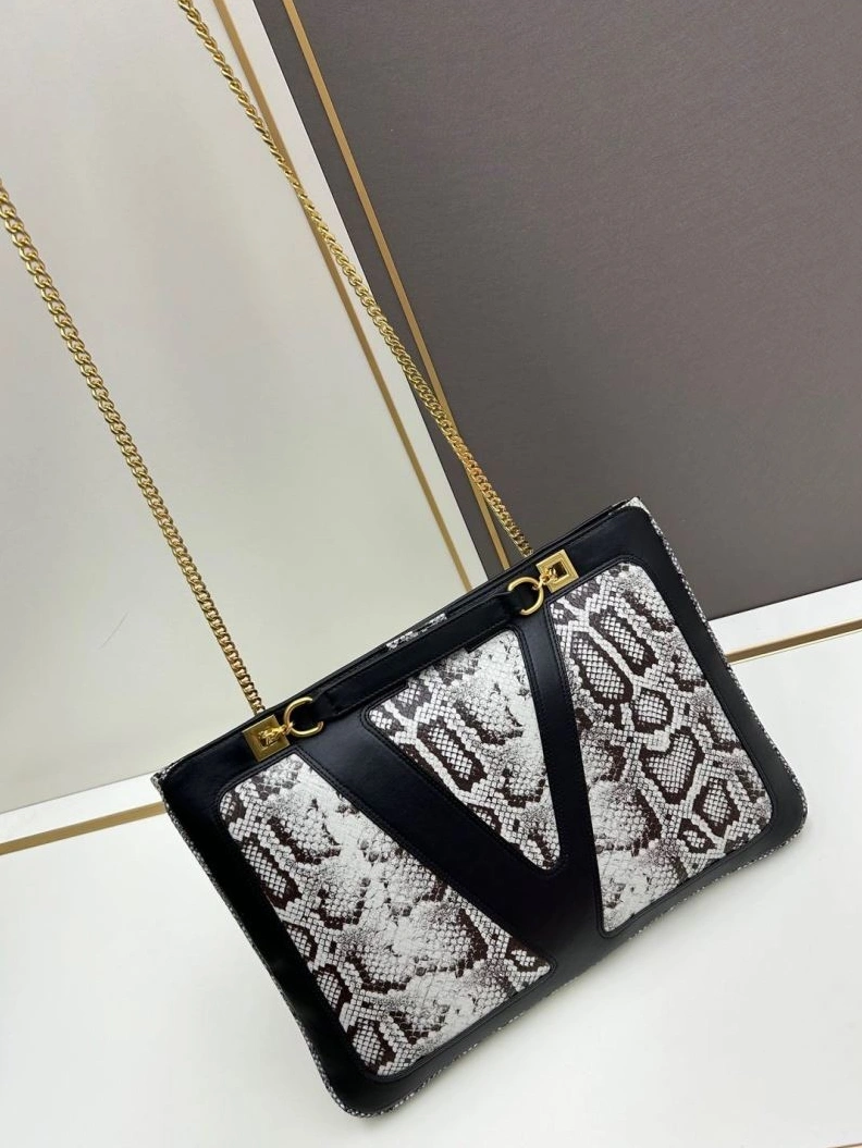 AllSeason Vxlxntino Handle Bags 79291