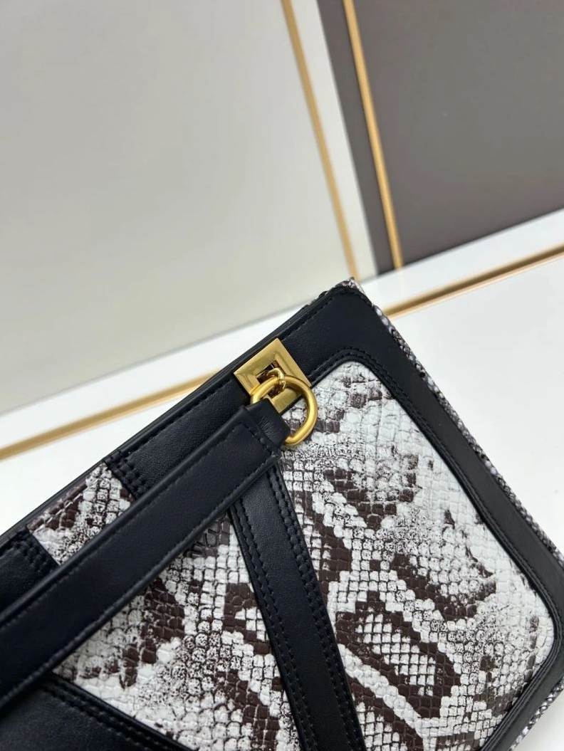 Cozy Vxlxntino Handle Bags 79267