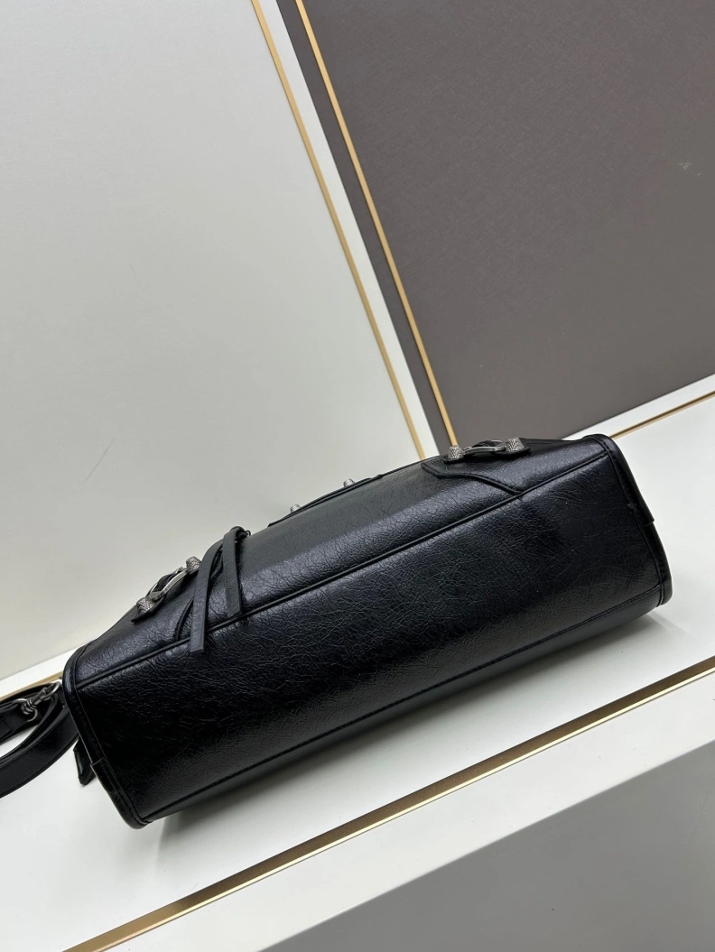 Bold Bxlxnciaga Top Handle Bags 80551