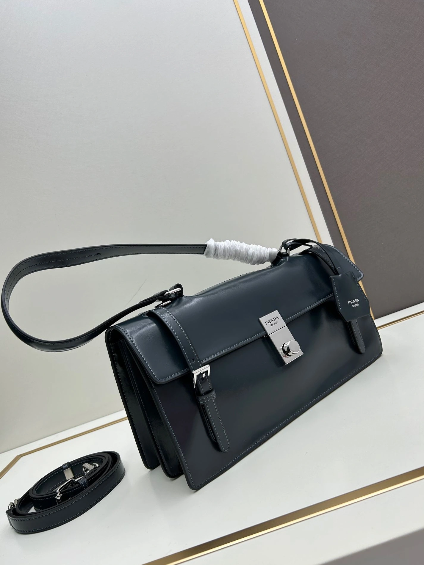 Compact Prxdx Top Handle Bags 59250