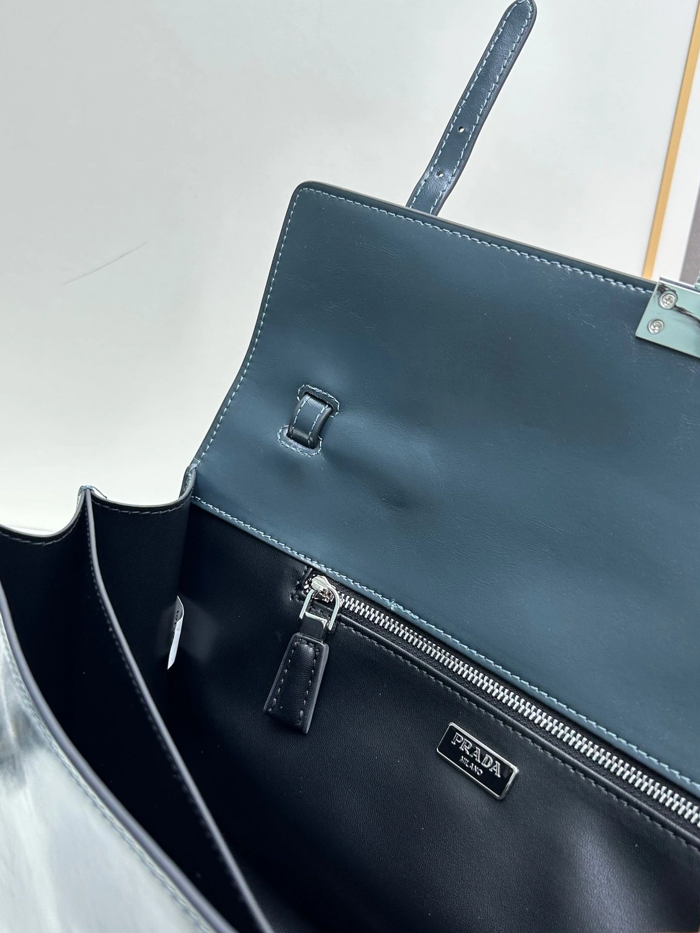 Compact Prxdx Top Handle Bags 59250
