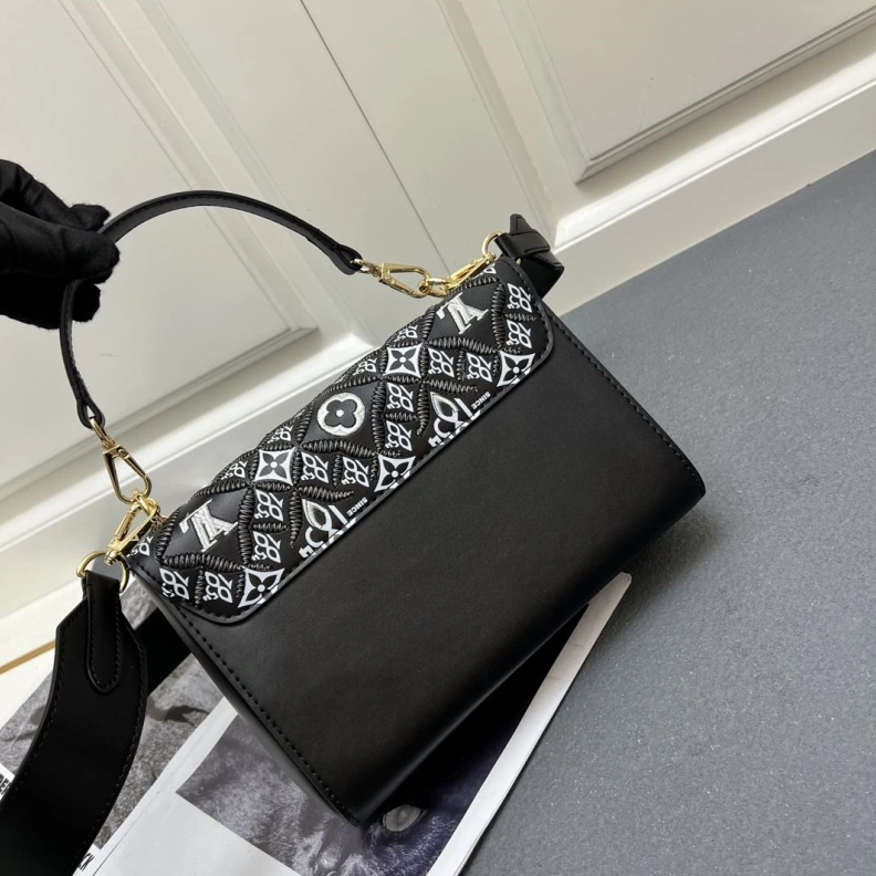 Elegant LX Twist Denim Bags 23545