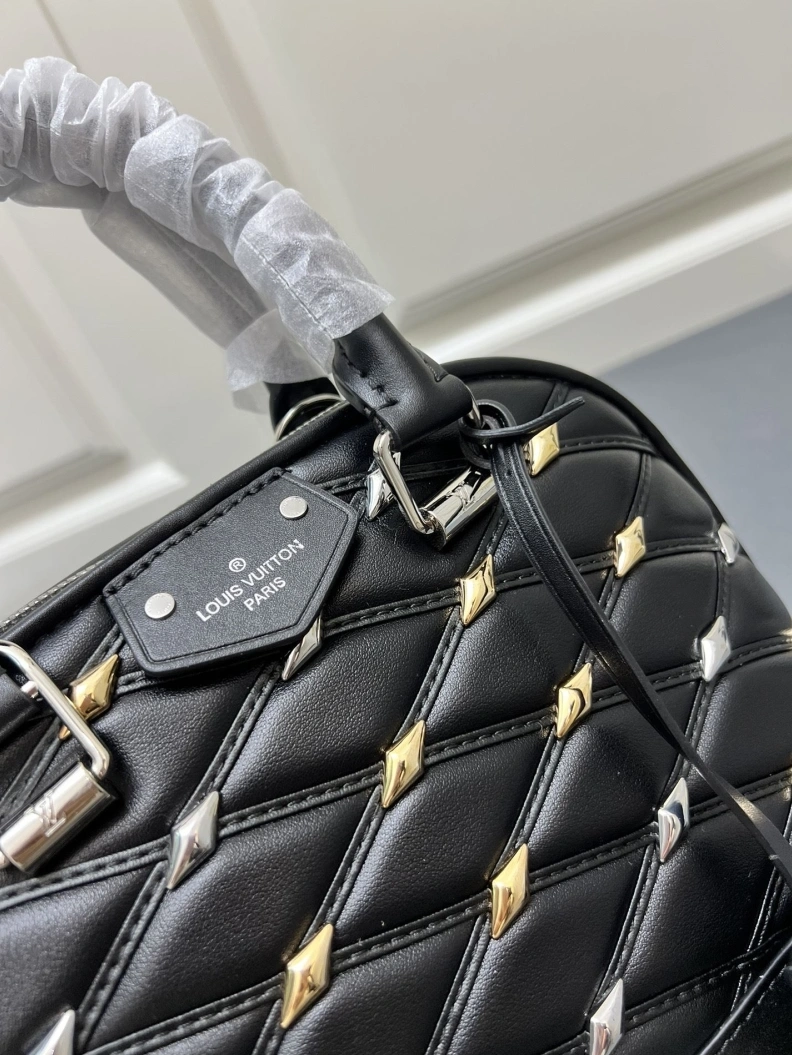 LX Top Handle Bags Modern 23567