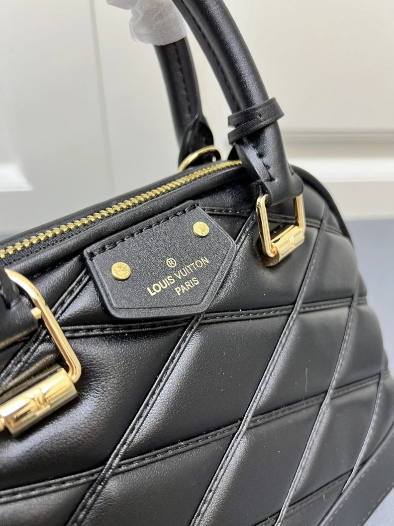 LX Top Handle Bags Classic 23554