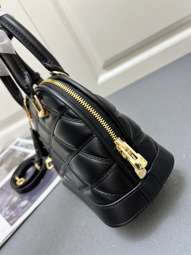 LX Top Handle Bags Classic 23554