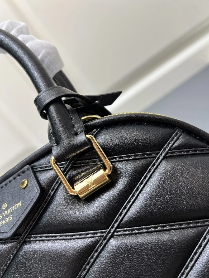 LX Top Handle Bags Classic 23554