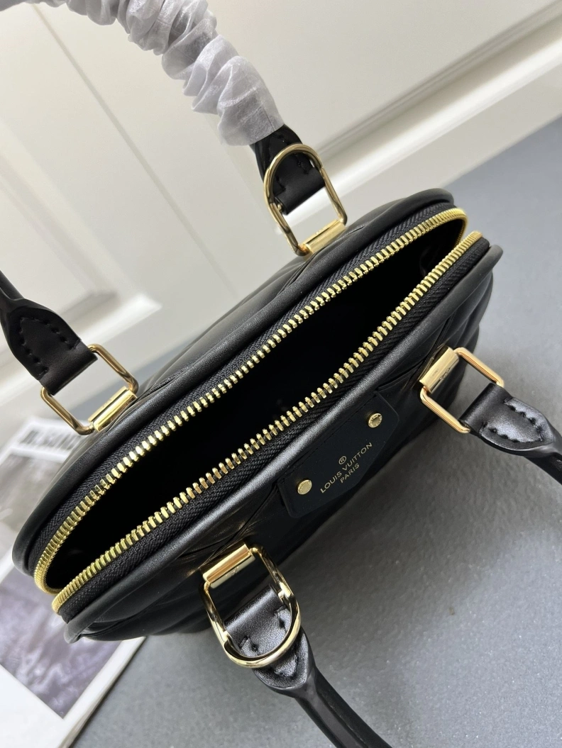 LX Top Handle Bags Classic 23554