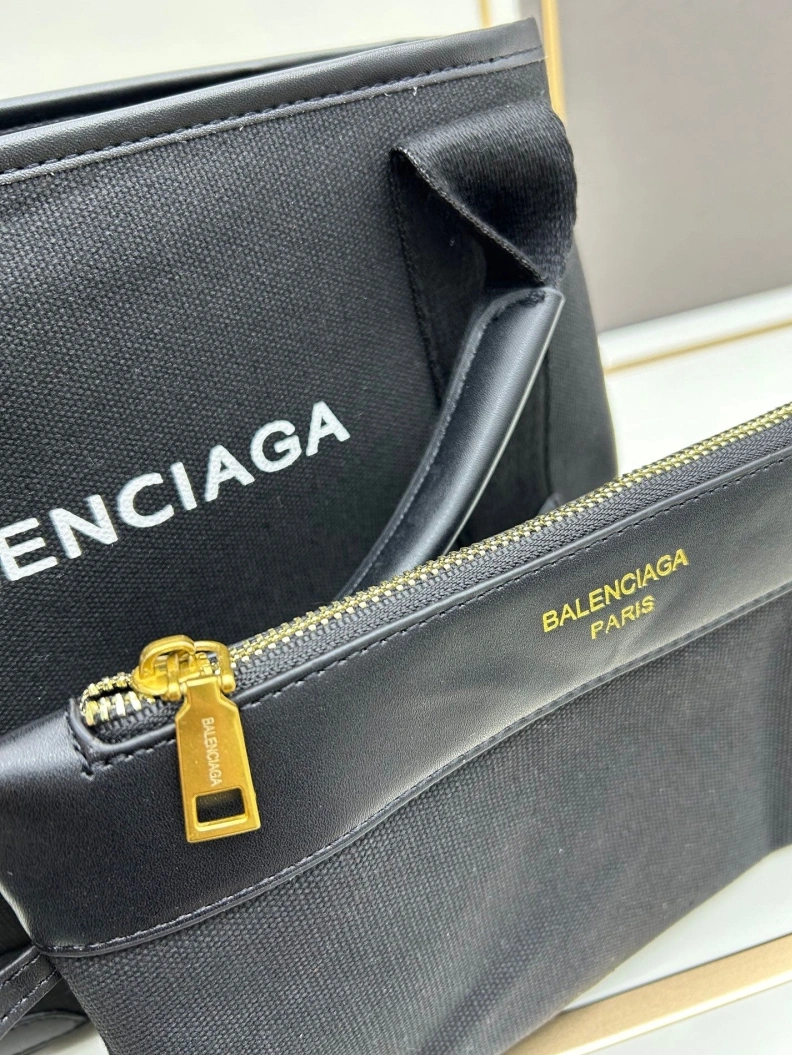 Bright Bxlxnciaga Shopping Bags 80601