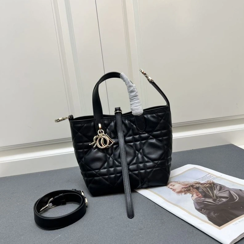 UrbanStyle Dxxr Shopping Bags 61932