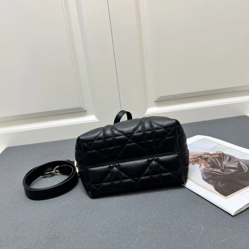 UrbanStyle Dxxr Shopping Bags 61932
