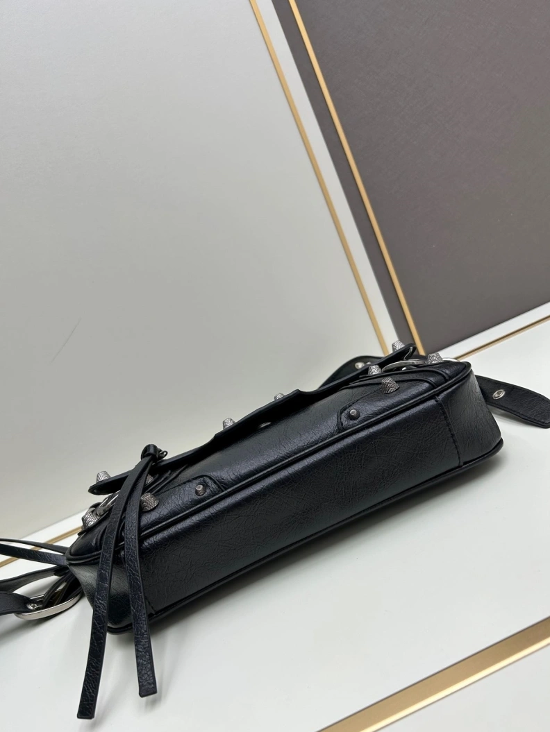 Sophisticated Bxlxnciaga Satchel Bags 80651