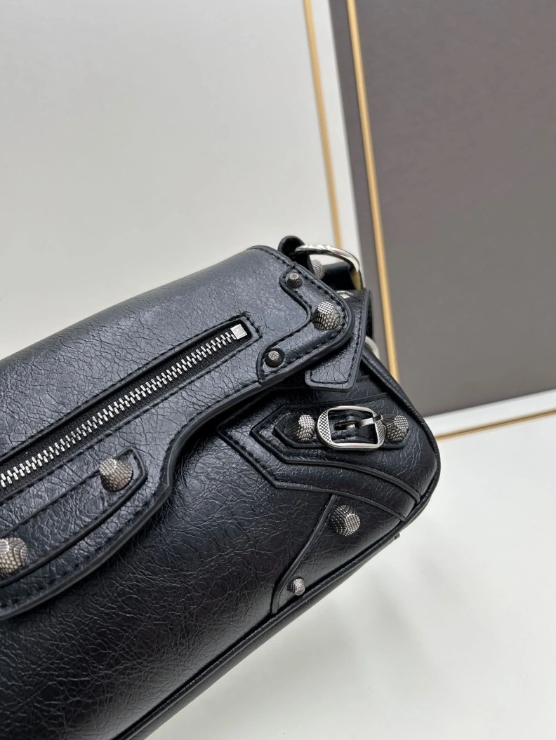 Sophisticated Bxlxnciaga Satchel Bags 80651