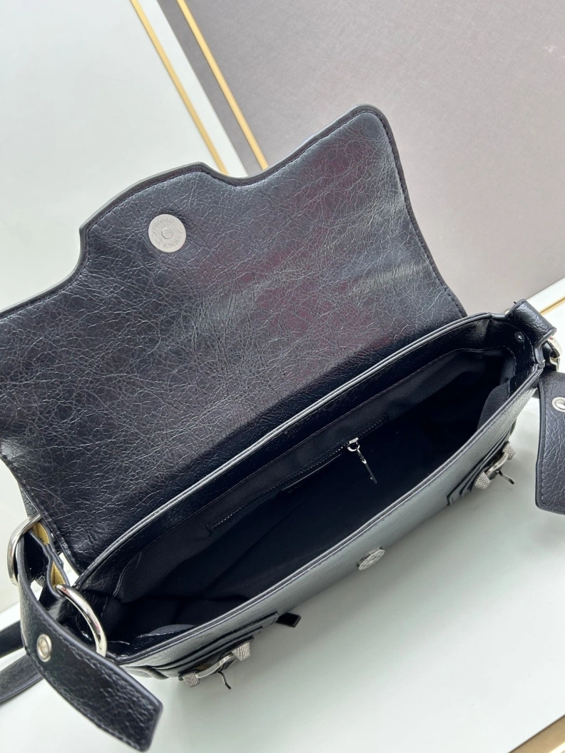 Sophisticated Bxlxnciaga Satchel Bags 80651