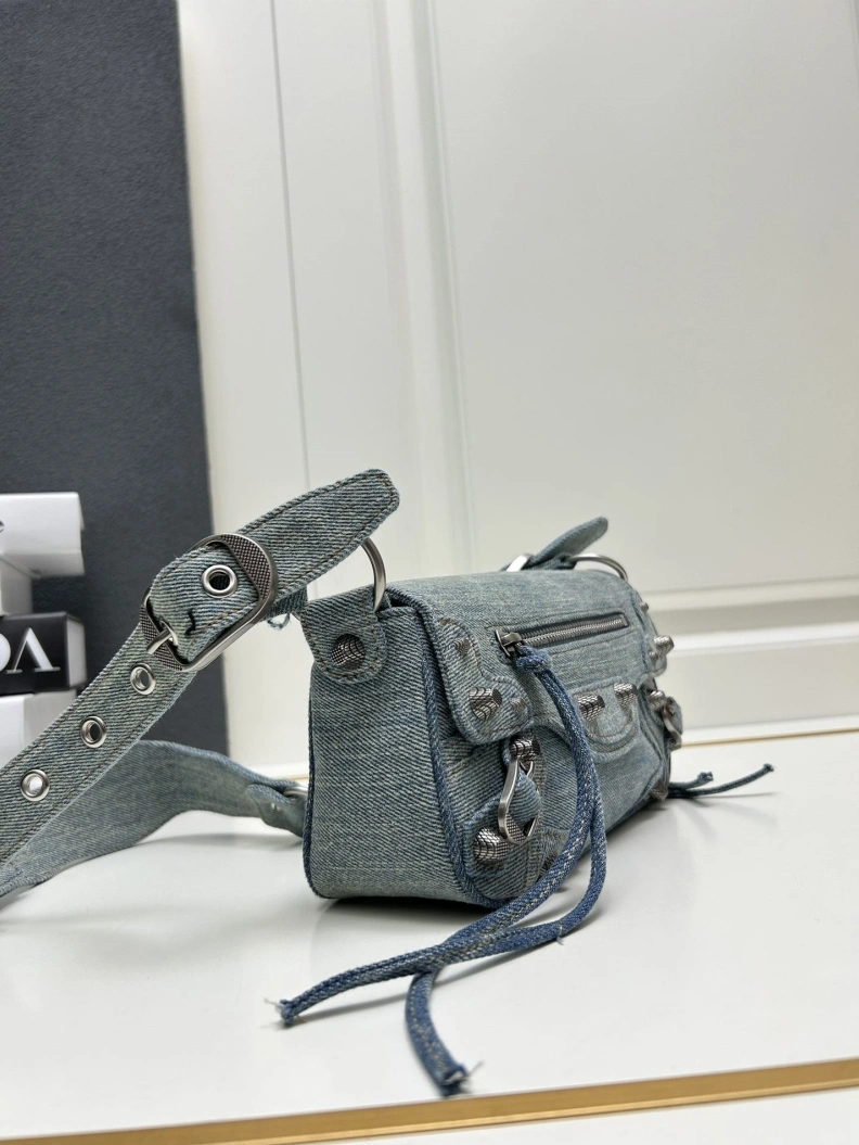 Functional Bxlxnciaga Satchel Bags 80638