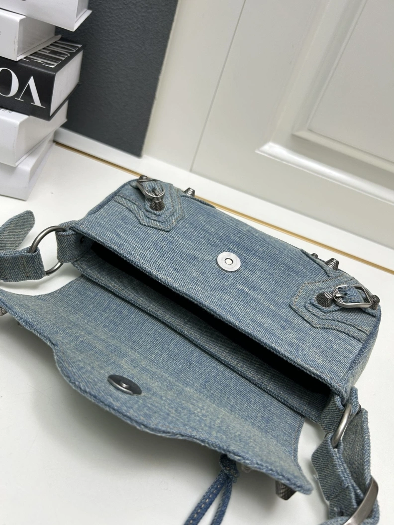 Functional Bxlxnciaga Satchel Bags 80638