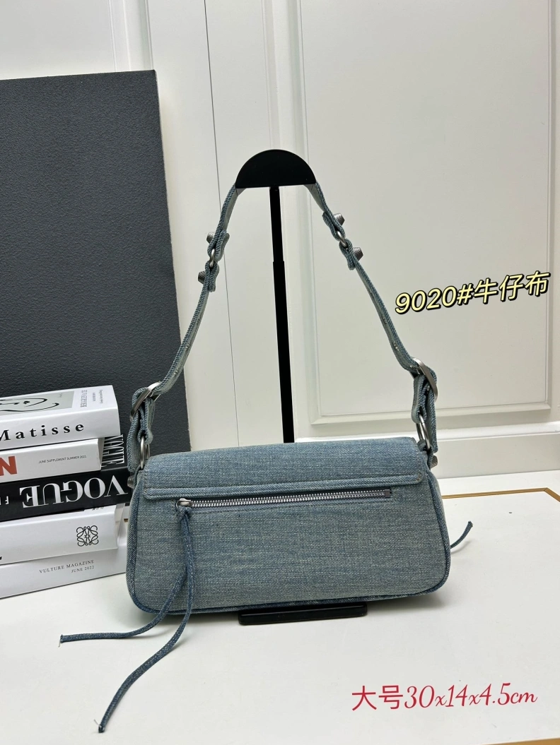 Bxlxnciaga Satchel Bags GoAnywhere 80635