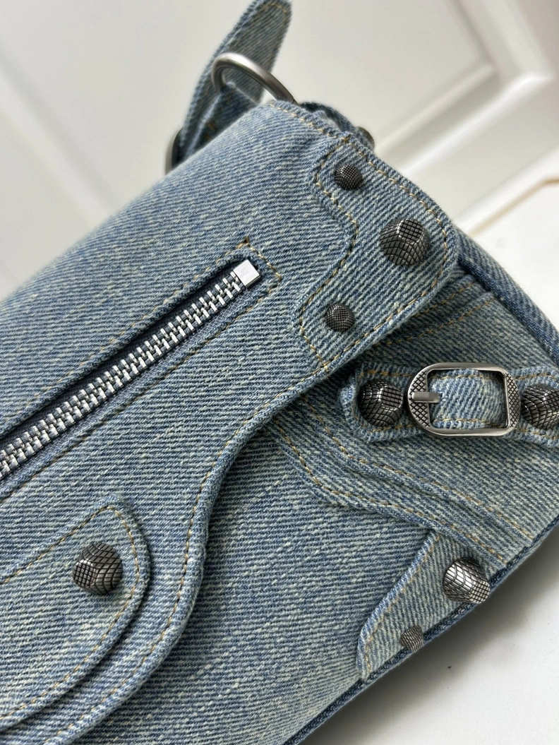 Bxlxnciaga Satchel Bags GoAnywhere 80635