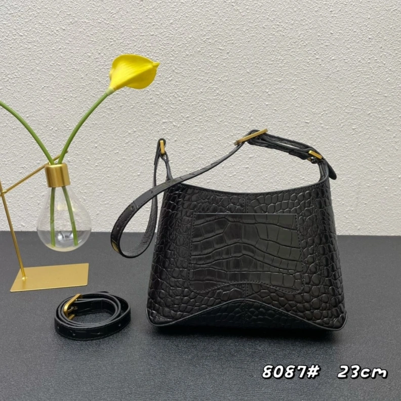 Efficient Bxlxnciaga Top Handle Bags 80526