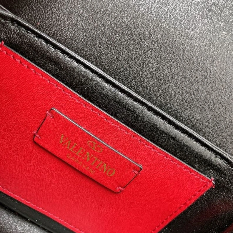EyeCatching Vxlxntino Satchel Bags 79099