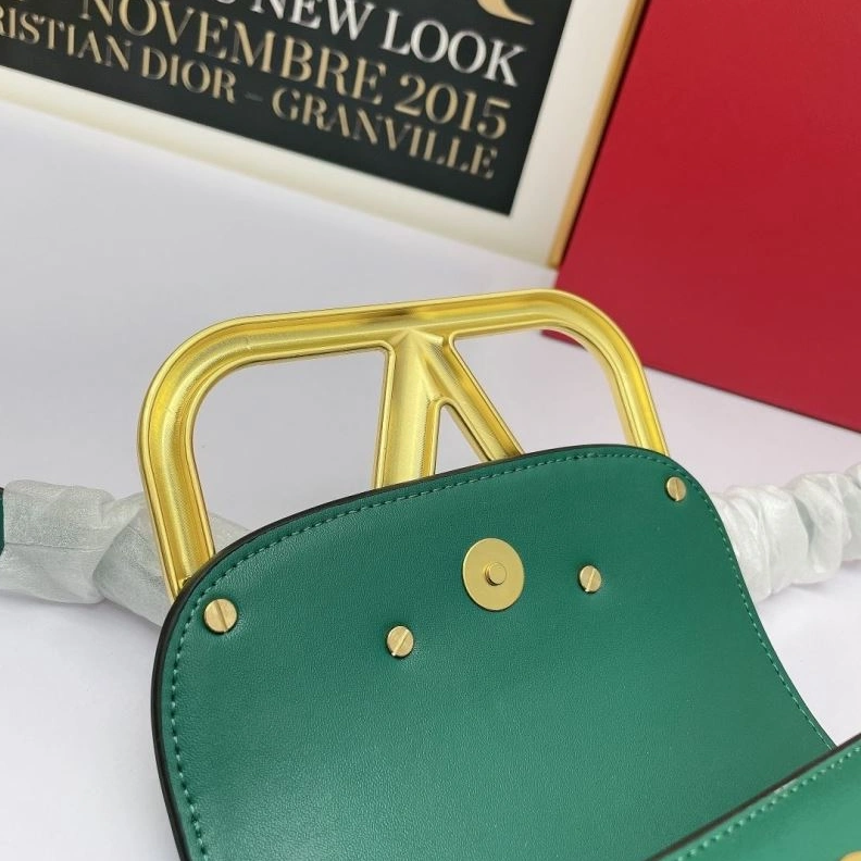 DailyWear Vxlxntino Satchel Bags 79080