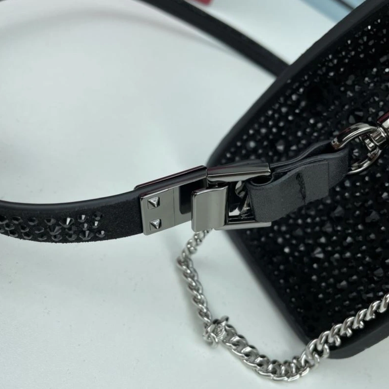 Vibrant Vxlxntino Handle Bags 79283