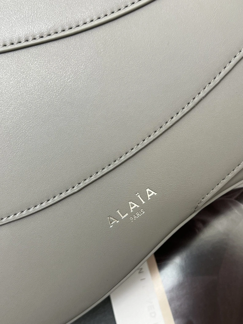 Comfortable Alxxa Top Handle Bags 80645