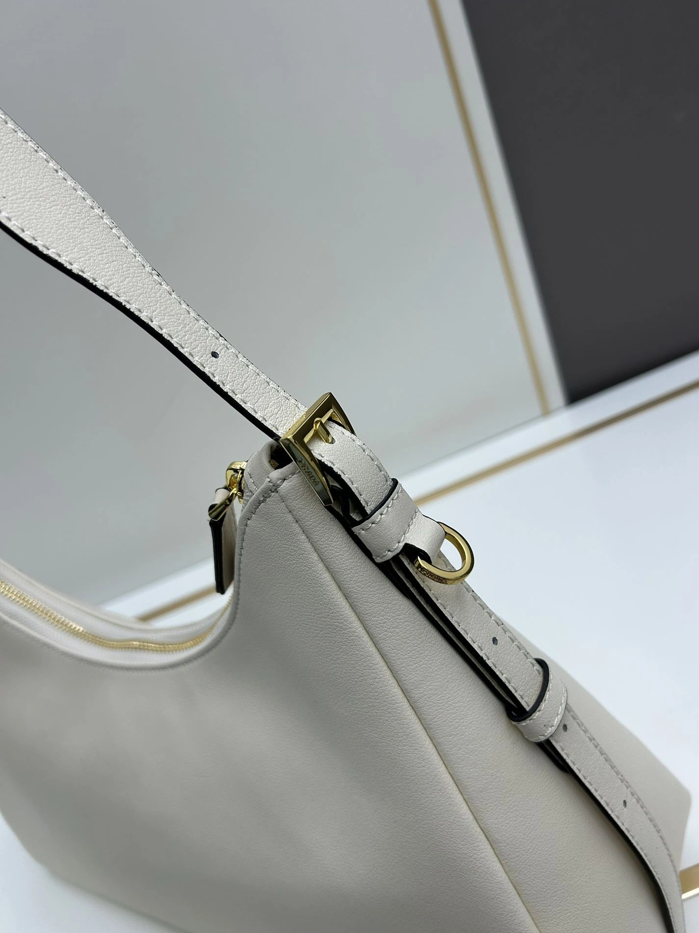 ModernLook Prxdx Top Handle Bags 59216